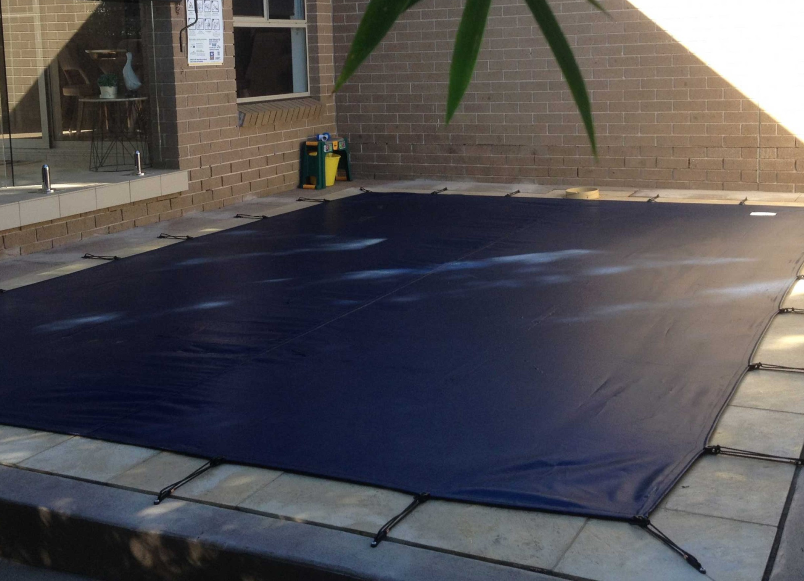 
                  
                    DAISY WINTERKLEEN POOL COVER
                  
                